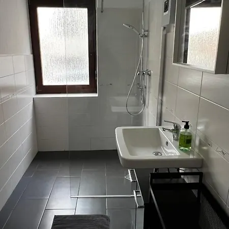 Moderne Schone Dreiraumwohnung Appartement